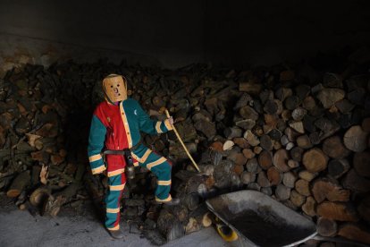 La Botarga volvió a recorrer las calles de Rebollo de Duero.