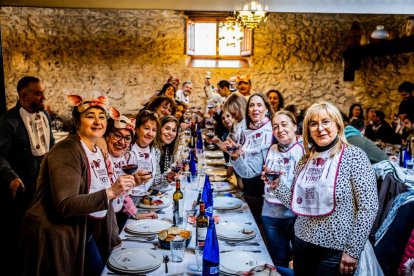 El Burgo de Osma celebra una auténtica cerdo experiencia