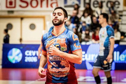Los celestes pusieron todo el empeño en el duelo