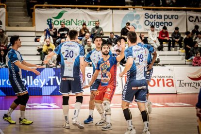 Los celestes pusieron todo el empeño en el duelo