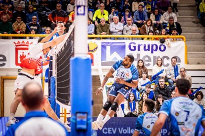Los celestes pusieron todo el empeño en el duelo