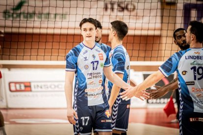 Los celestes pusieron todo el empeño en el duelo
