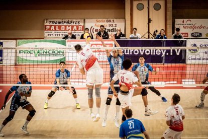 Los celestes pusieron todo el empeño en el duelo
