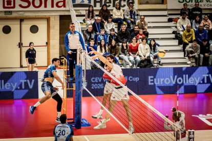 Los celestes pusieron todo el empeño en el duelo