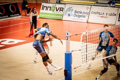 Los celestes pusieron todo el empeño en el duelo