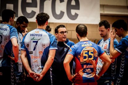 Los celestes pusieron todo el empeño en el duelo