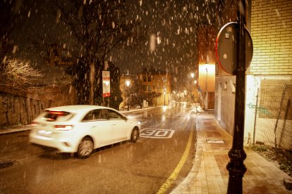 La nieve cubre Soria y el parque del Castillo.