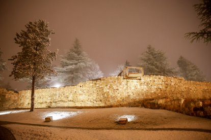 La nieve cubre Soria y el parque del Castillo.