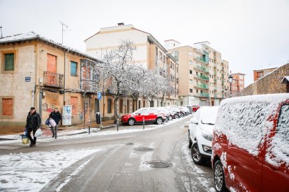 Acumulación de nieve en las calles y parques de Soria.