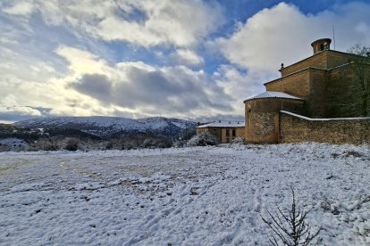 Acumulación de nieve en las calles y parques de Soria.