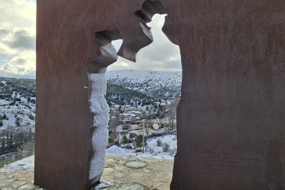 Acumulación de nieve en las calles y parques de Soria.