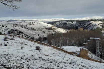 Acumulación de nieve en las calles y parques de Soria.