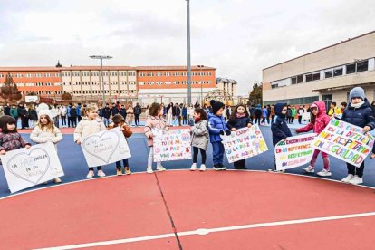 La actividad se enfoca para la prevención del bullying y el ciberacoso