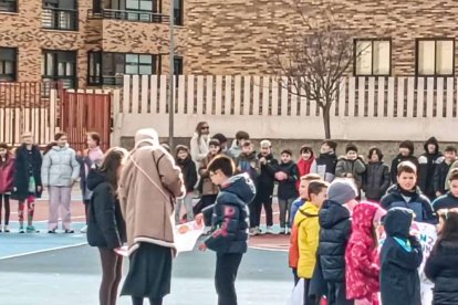 La actividad se enfoca para la prevención del bullying y el ciberacoso