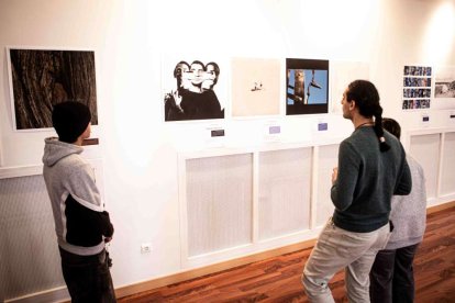 La Escuela de artes congrega obras de más de 50 artistas