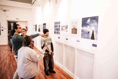 La Escuela de artes congrega obras de más de 50 artistas