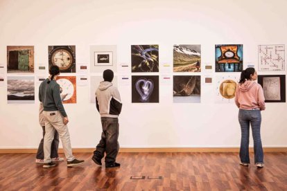 La Escuela de artes congrega obras de más de 50 artistas