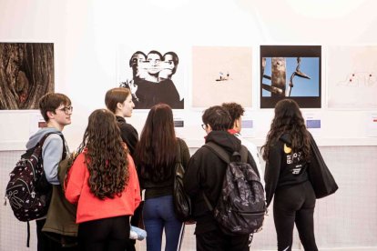 La Escuela de artes congrega obras de más de 50 artistas