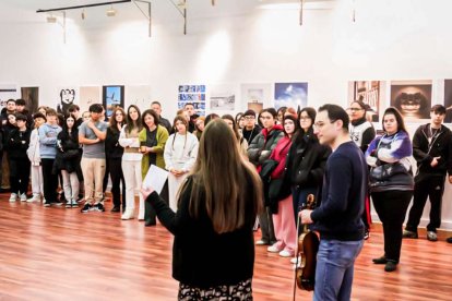 La Escuela de artes congrega obras de más de 50 artistas