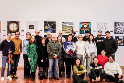 La Escuela de artes congrega obras de más de 50 artistas