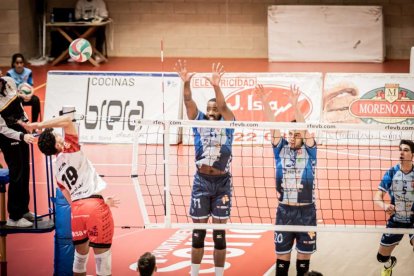 El voleibol soriano sigue de dulce con el Grupo Herce