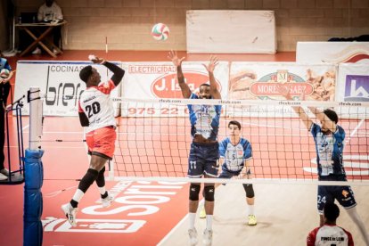 El voleibol soriano sigue de dulce con el Grupo Herce