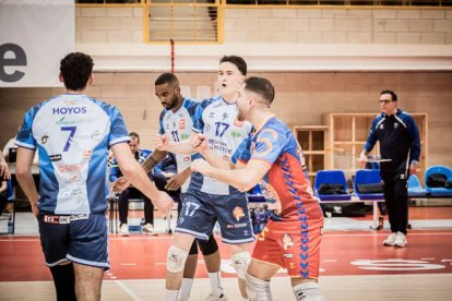El voleibol soriano sigue de dulce con el Grupo Herce