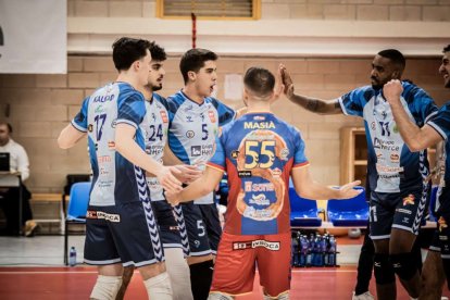 El voleibol soriano sigue de dulce con el Grupo Herce