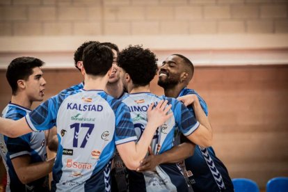 El voleibol soriano sigue de dulce con el Grupo Herce
