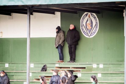 Las colegiales rompen una racha de dos derrotas consecutivas