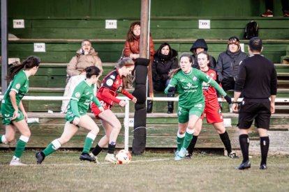 Las colegiales rompen una racha de dos derrotas consecutivas