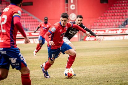 El equipo rojillo se aleja de las opciones de ascenso