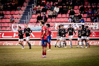 El equipo rojillo se aleja de las opciones de ascenso