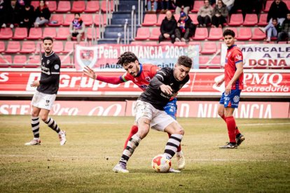 El equipo rojillo se aleja de las opciones de ascenso