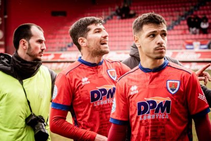 El equipo rojillo se aleja de las opciones de ascenso