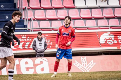 El equipo rojillo se aleja de las opciones de ascenso