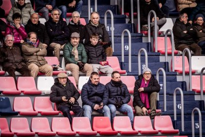 El equipo rojillo se aleja de las opciones de ascenso