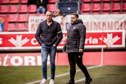 El equipo rojillo se aleja de las opciones de ascenso