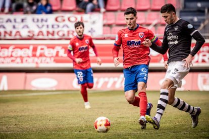 El equipo rojillo se aleja de las opciones de ascenso