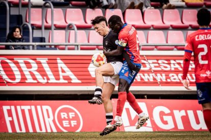 El equipo rojillo se aleja de las opciones de ascenso