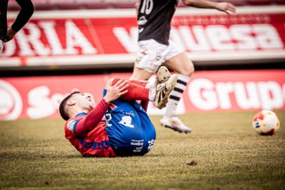 El equipo rojillo se aleja de las opciones de ascenso