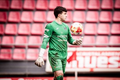 El equipo rojillo se aleja de las opciones de ascenso