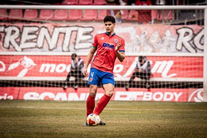 El equipo rojillo se aleja de las opciones de ascenso