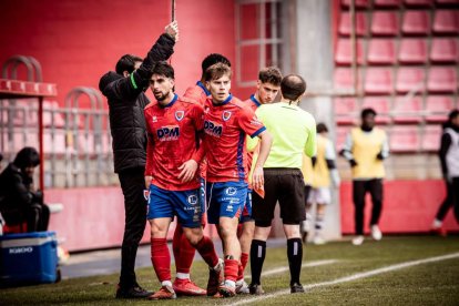 El equipo rojillo se aleja de las opciones de ascenso