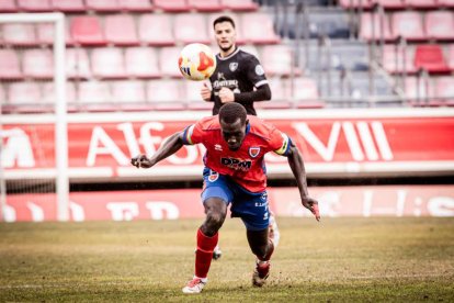 El equipo rojillo se aleja de las opciones de ascenso