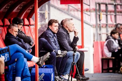 El equipo rojillo se aleja de las opciones de ascenso