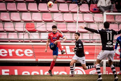 El equipo rojillo se aleja de las opciones de ascenso