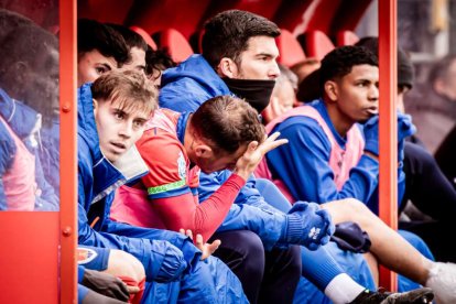 El equipo rojillo se aleja de las opciones de ascenso