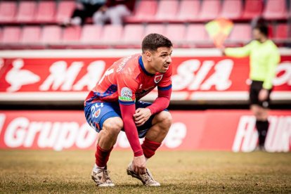 El equipo rojillo se aleja de las opciones de ascenso