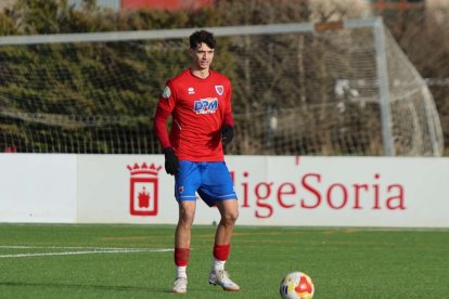 El equipo vence 1-0 a un rival de la parte alta